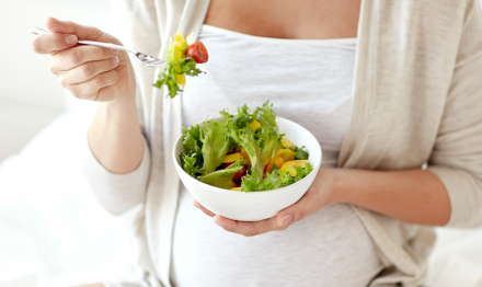 Správna výživa počas tehotenstva alebo Čo si dopriať a čomu sa vyhnúť