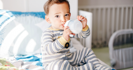 Dôležitosť náhradnej mliečnej výživy vo veku od 1 do 3 rokov